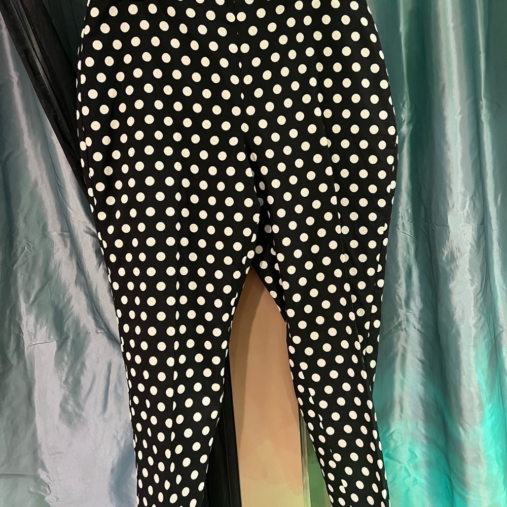 Classic Black and White Polka Dot Leggings with Stylish Front Slit